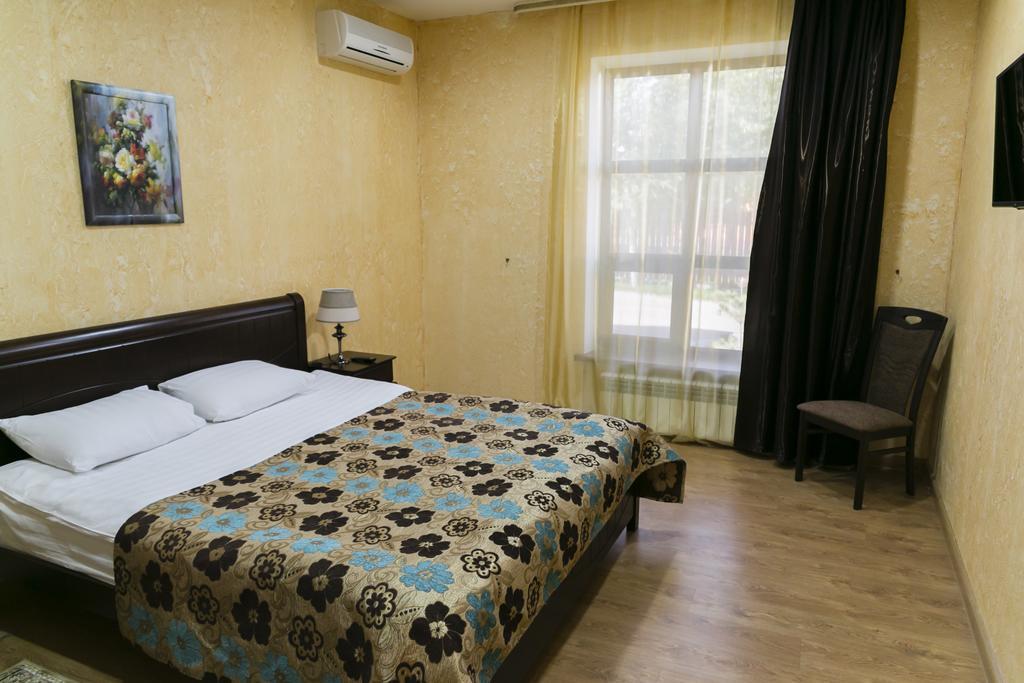 Green Land Aktobe Room photo
